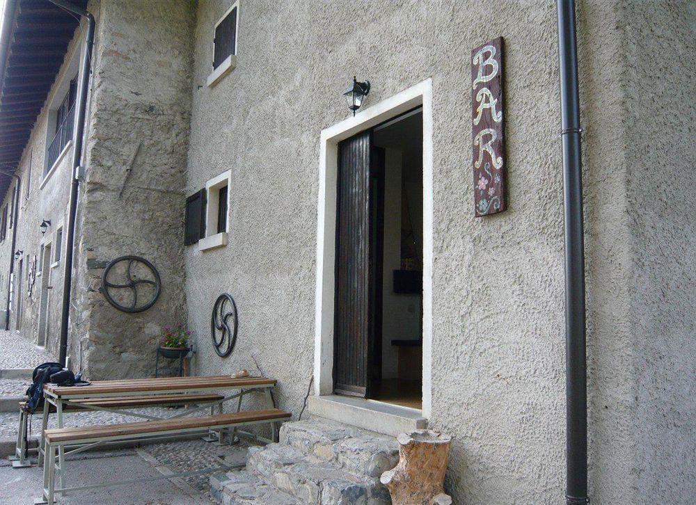הוסטל Sormano Rifugio Alpetto Di Torno מראה חיצוני תמונה